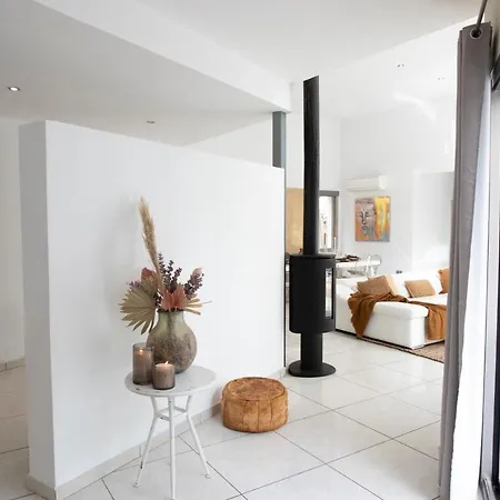 Peaceful In Santa Gertrudis Villa *